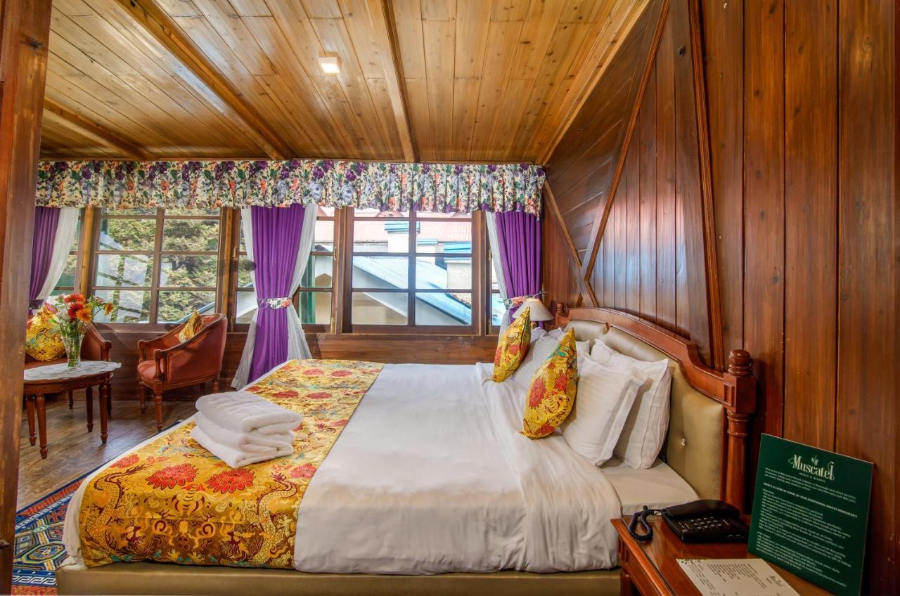 Muscatel Himalayan Resort - 400 Mts From Mall Road 다르질링 외부 사진