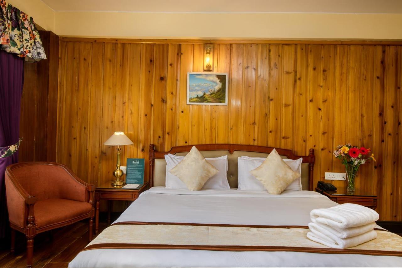 Muscatel Himalayan Resort - 400 Mts From Mall Road 다르질링 외부 사진