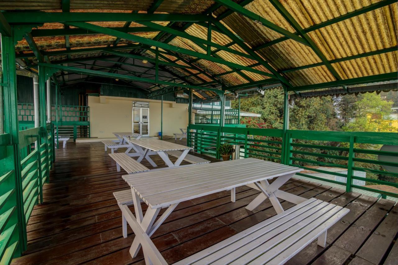 Muscatel Himalayan Resort - 400 Mts From Mall Road 다르질링 외부 사진
