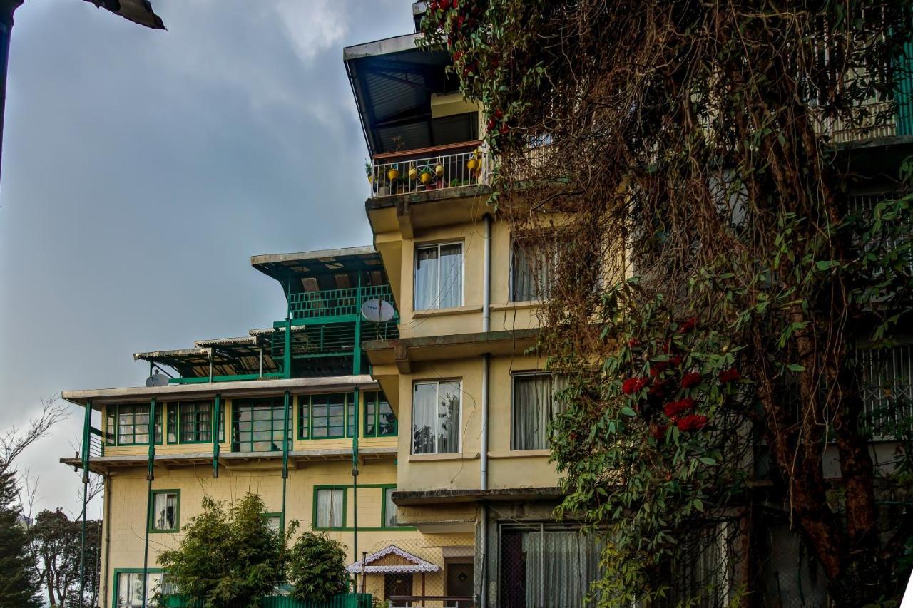 Muscatel Himalayan Resort - 400 Mts From Mall Road 다르질링 외부 사진